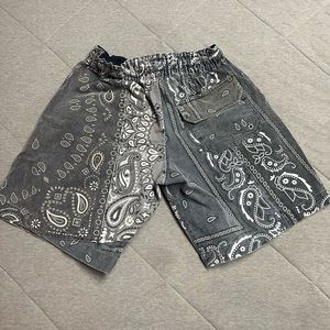 Men’s Mnml Paisley Shorts